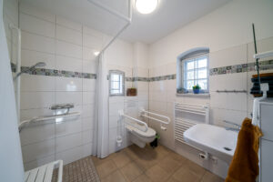 Barrierefreies Bad im Erdgeschoss