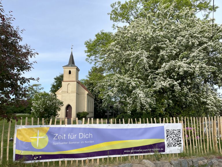 Offene Kapelle Jager Banner Zeit für Dich Spiritueller Sommer im Norden